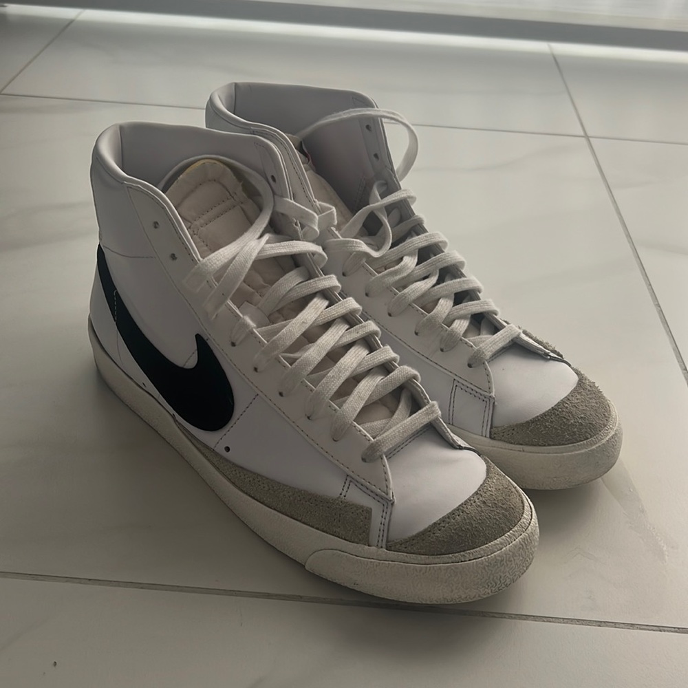 Nike Blazer Mid ‘77